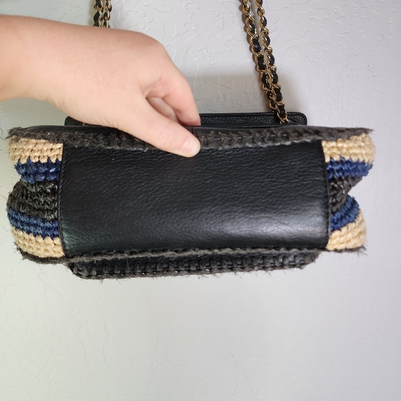 Tory Burch Small Marion Crochet Straw Saddlebag - Picture 14 of 16